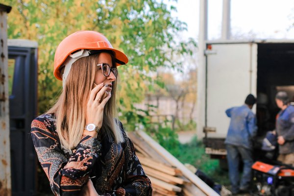 Discover the best llc names: 75 creative ideas and examples